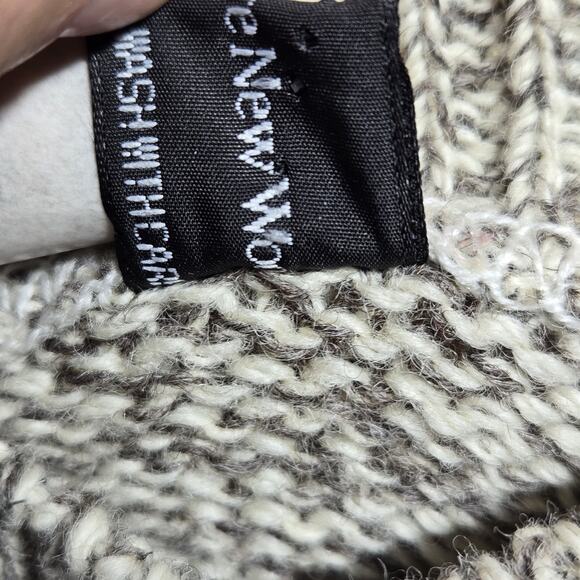 RARE VTG NWT Hunter Hills New Zealand New Wool Natural Cable Knit Sweater MEDIUM - Picture 9 of 14